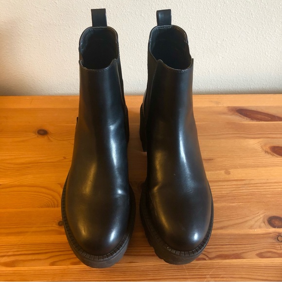 Urban Outfitters Chelsea Platform Boot Black - Picture 3 of 5